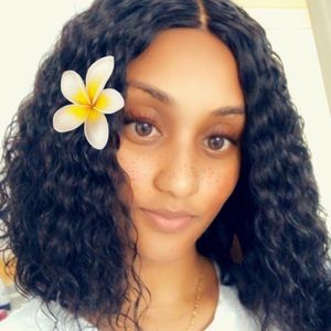 Meet your Posher, Natasha